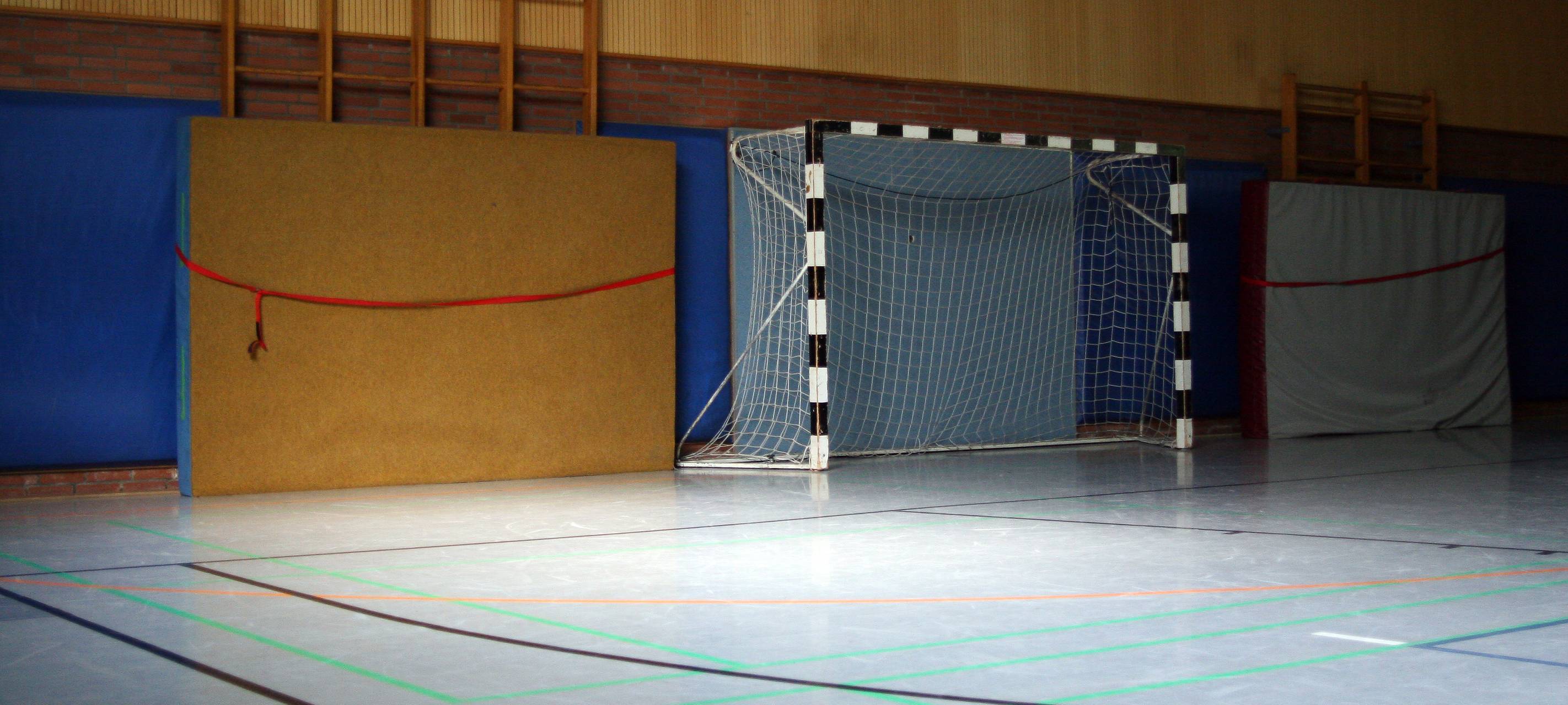 PCB: Turnhallen geschlossen an Otto-Hahn-Schulen