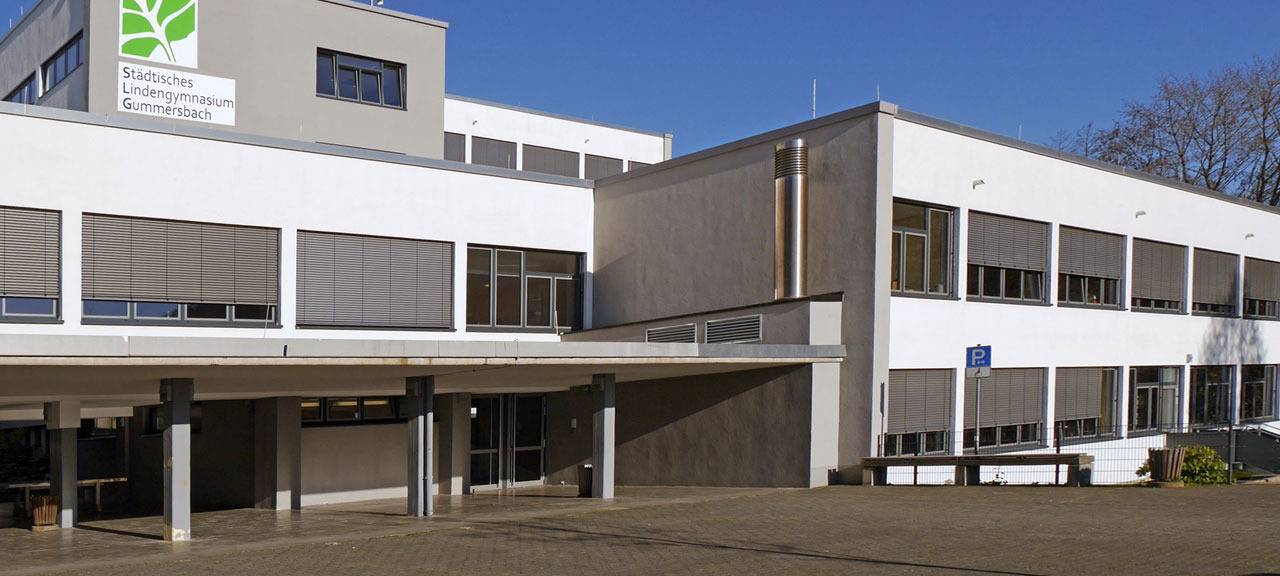 Neuer Kreisverkehr am Gummersbacher Gymnasium