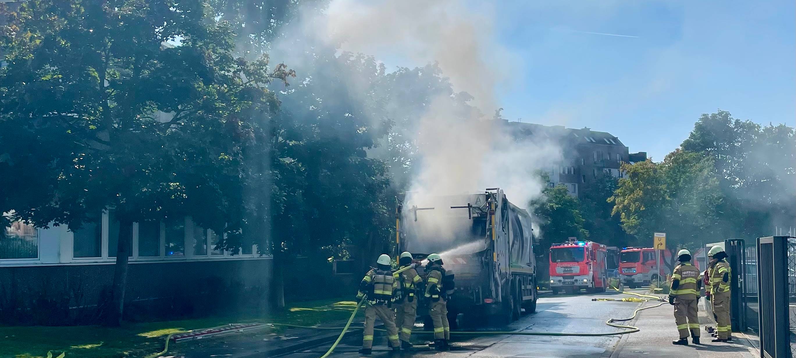 Feuerwehreinsätze in Overath und Bergisch Gladbach