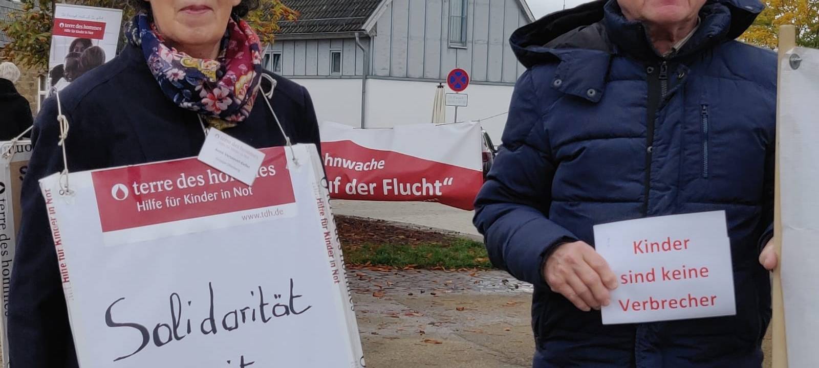 Wenn Kinder Opfer von Asylpolitik werden: Mahnwache in Nümbrecht für den kleinen Shayon