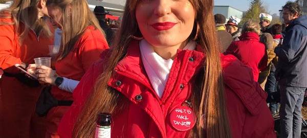 Das Bergische feiert den Auftakt der Karnevalssession - 3G+ Regel in Engelskirchen