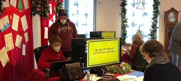 Christkindpostfiliale in Engelskirchen eröffnet