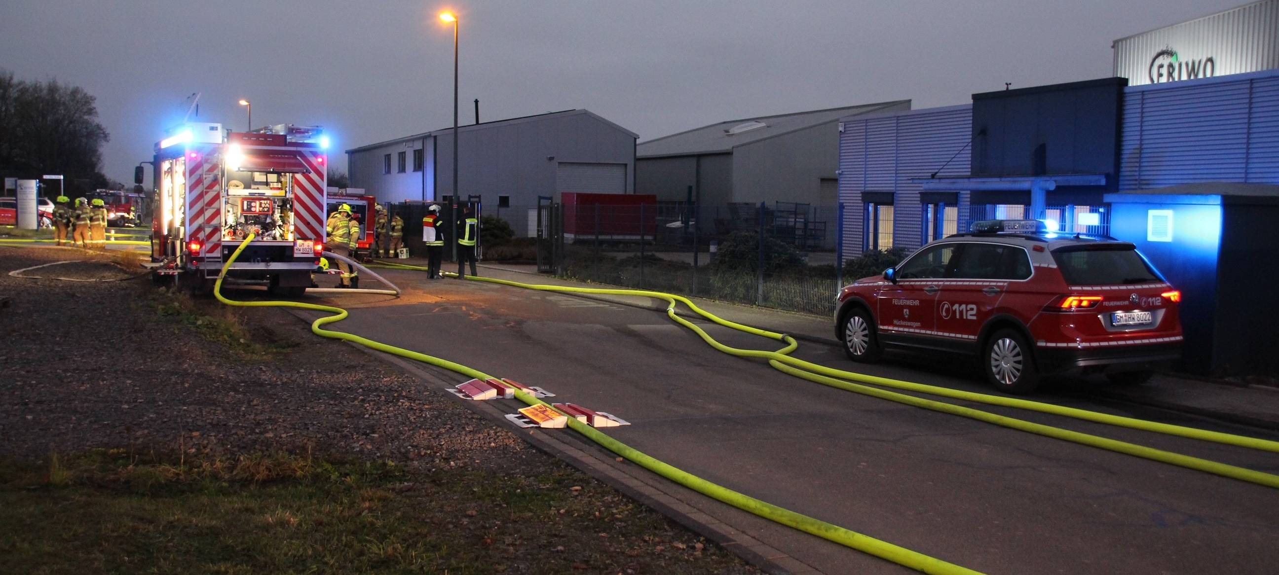 Suche nach Ursache für Großbrand in Hückeswagen beginnt