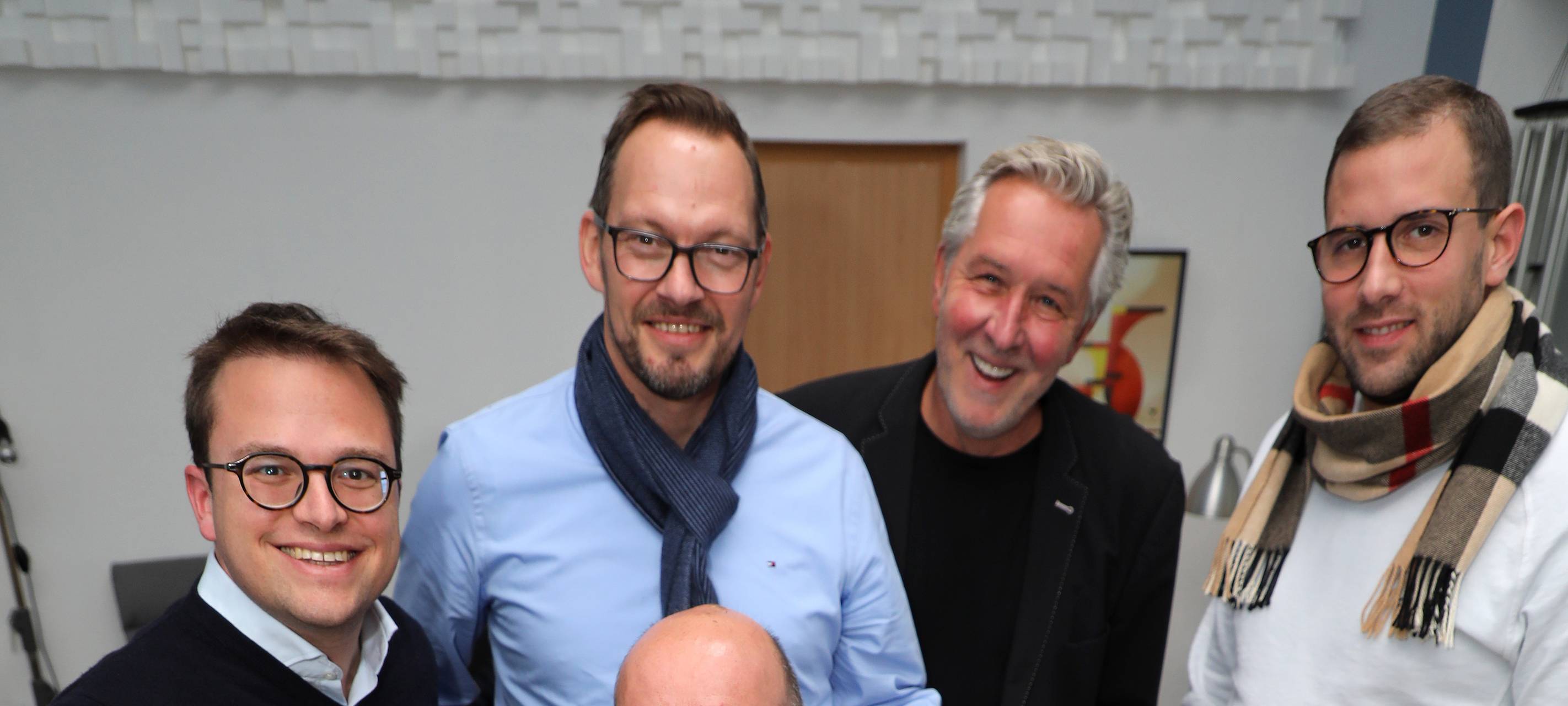 Kölner Dreigestirn singt Lied aus Gladbach