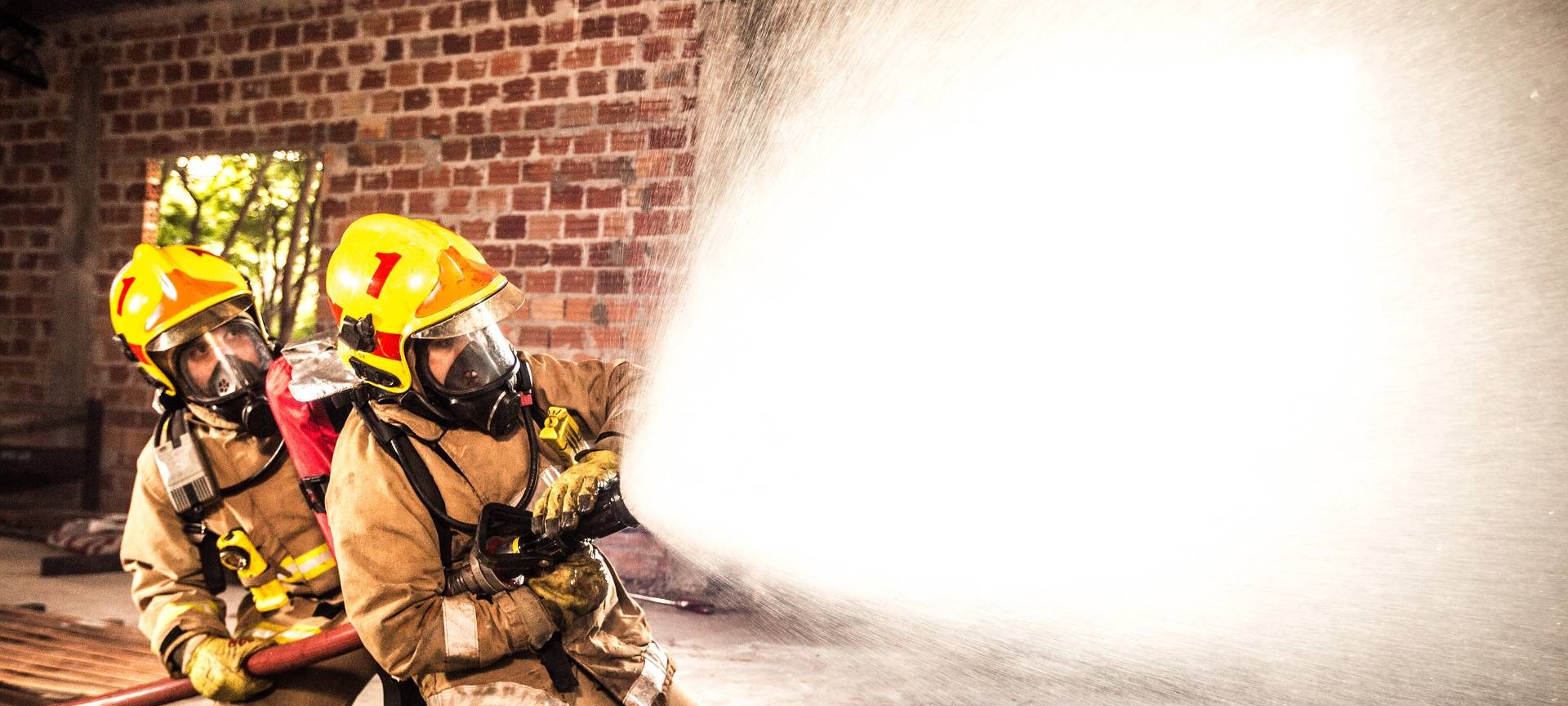 14 Leichtverletzte: Feuer im Kölner Uni-Center