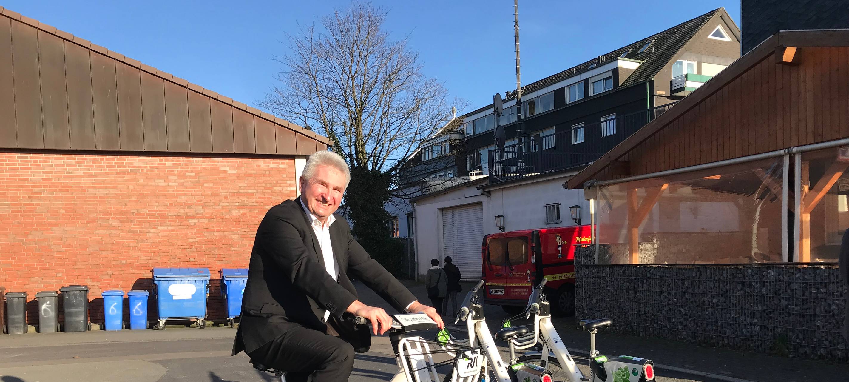 Erste Mobilstation im Rheinisch-Bergischen eingeweiht