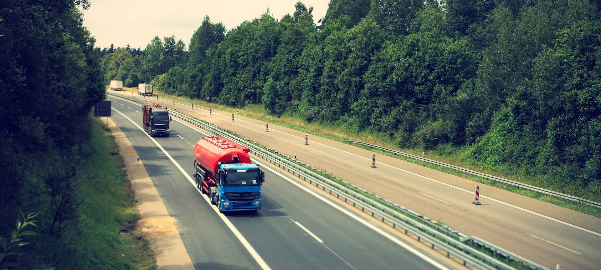 Demo gegen hohe Spritpreise - auch Oberberger LKW Fahrer machen mit