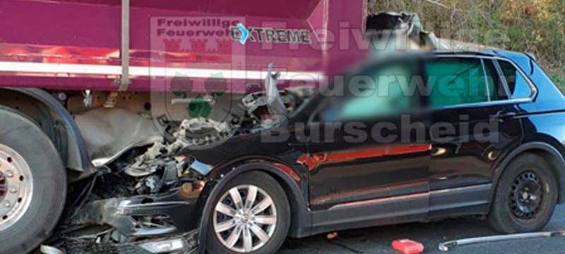 Burscheid: Zeugensuche nach Unfall