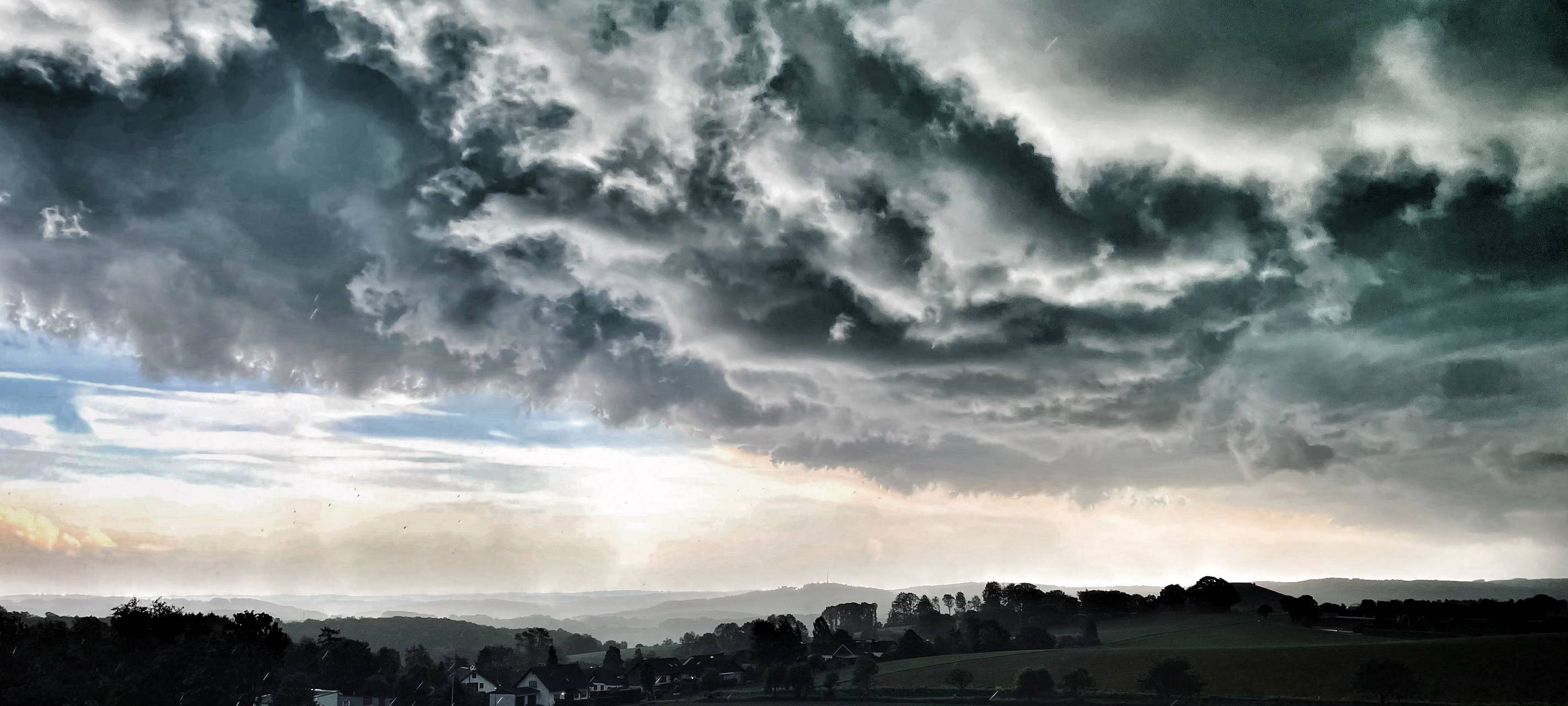 Unwetter im Bergischen: Keine großen Schäden