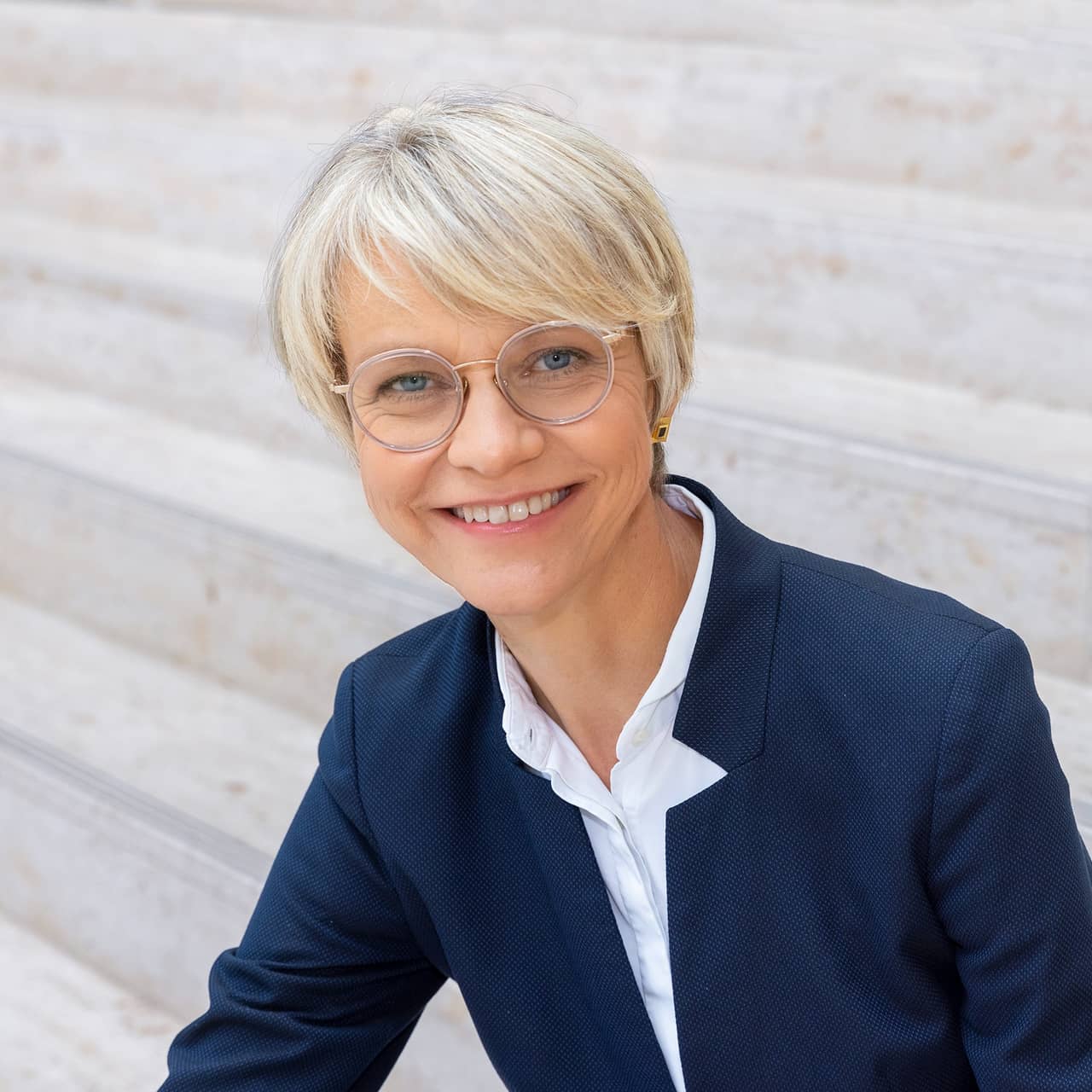 Ministerin Dorothee Feller