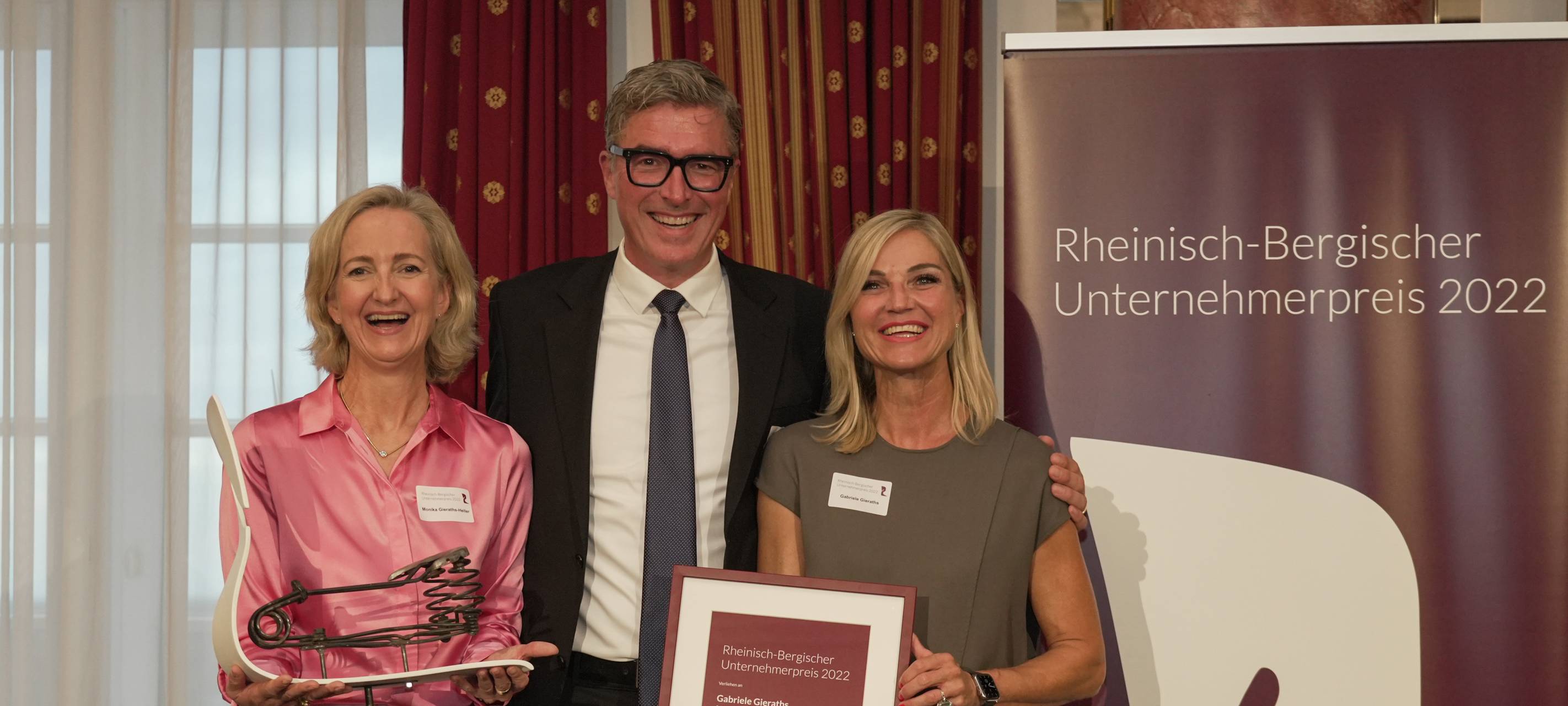 Unternehmerpreis geht an Monika und Gabriele Gieraths