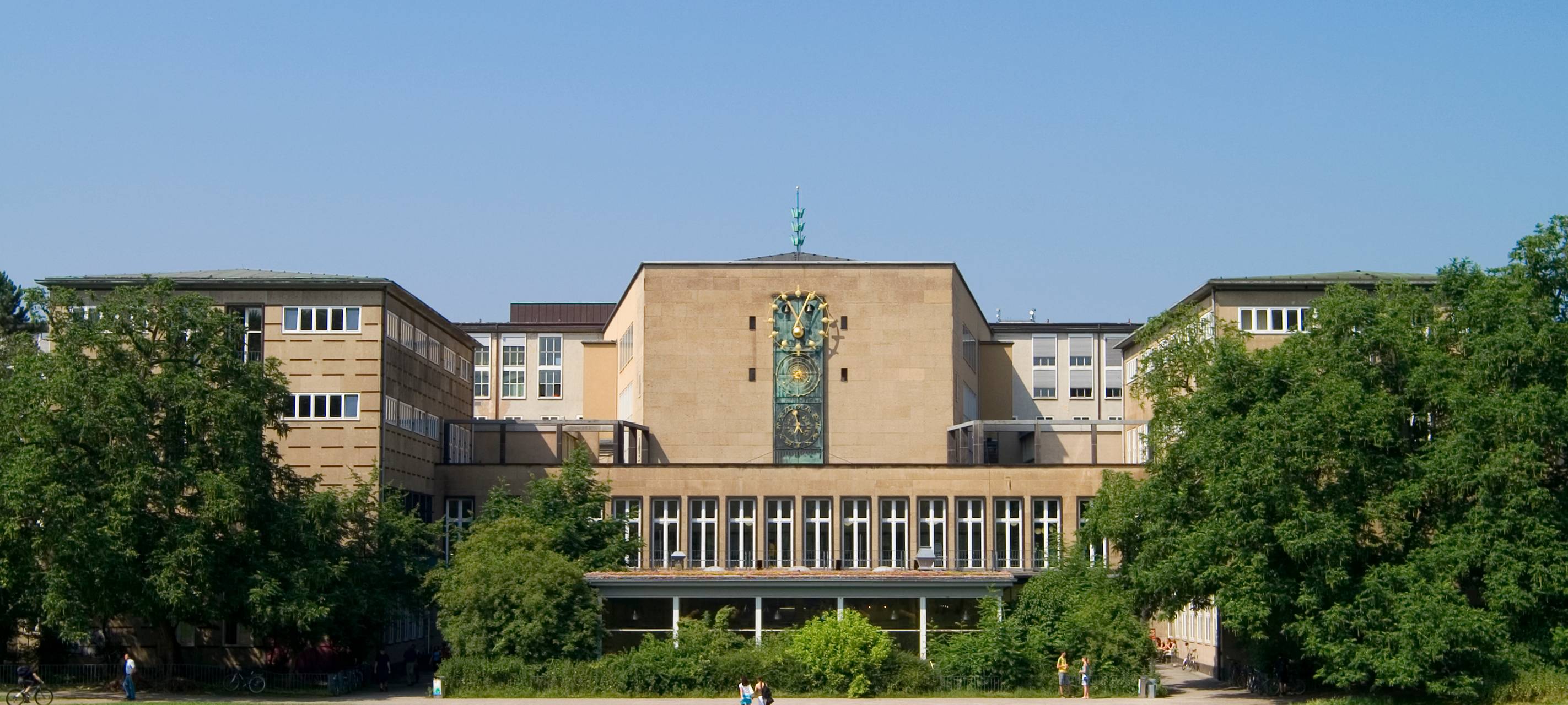 Wenige NC-Fächer in Wuppertal, viele in Köln