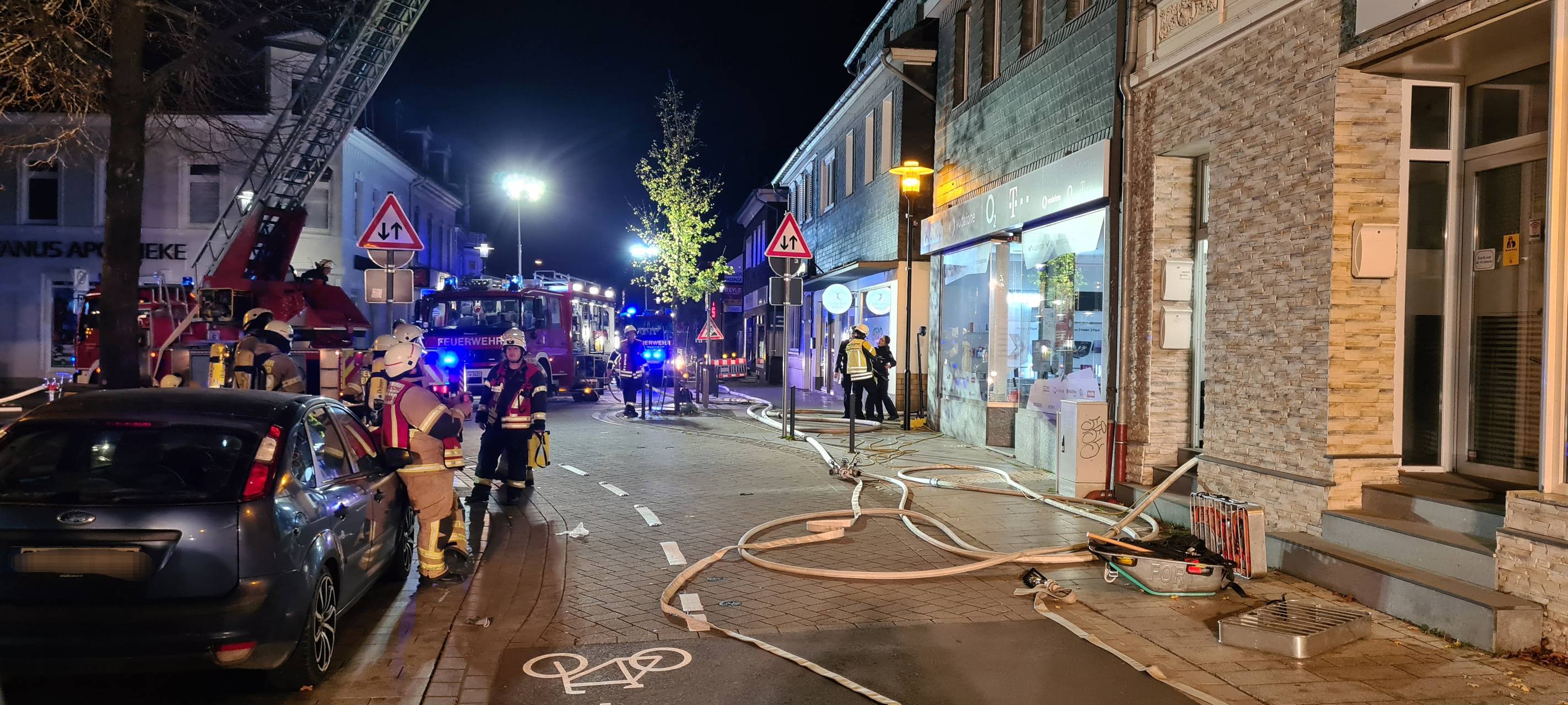 Stadtalarm - zwei Feuer in Burscheid