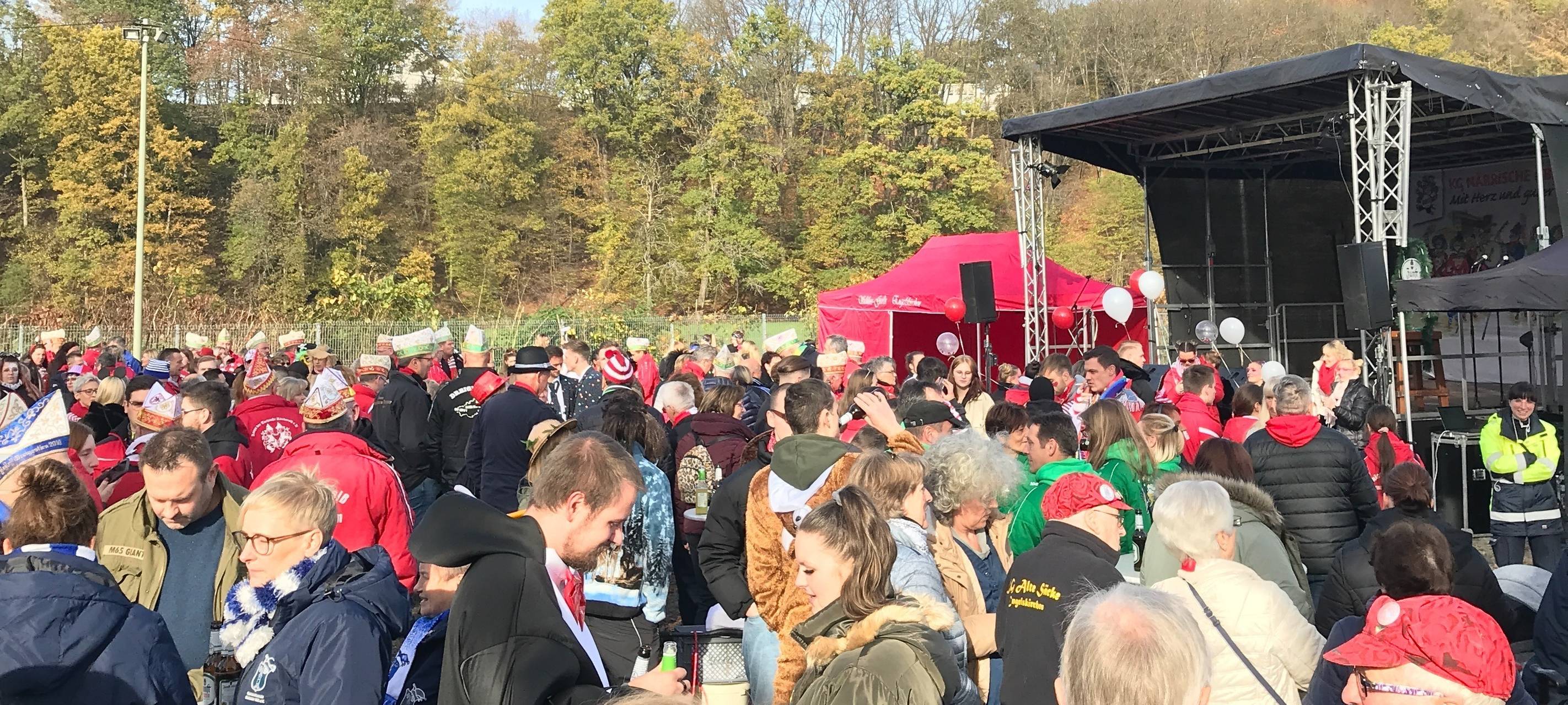 11 Uhr 11 - Karnevalsauftakt in Engelskirchen und Köln