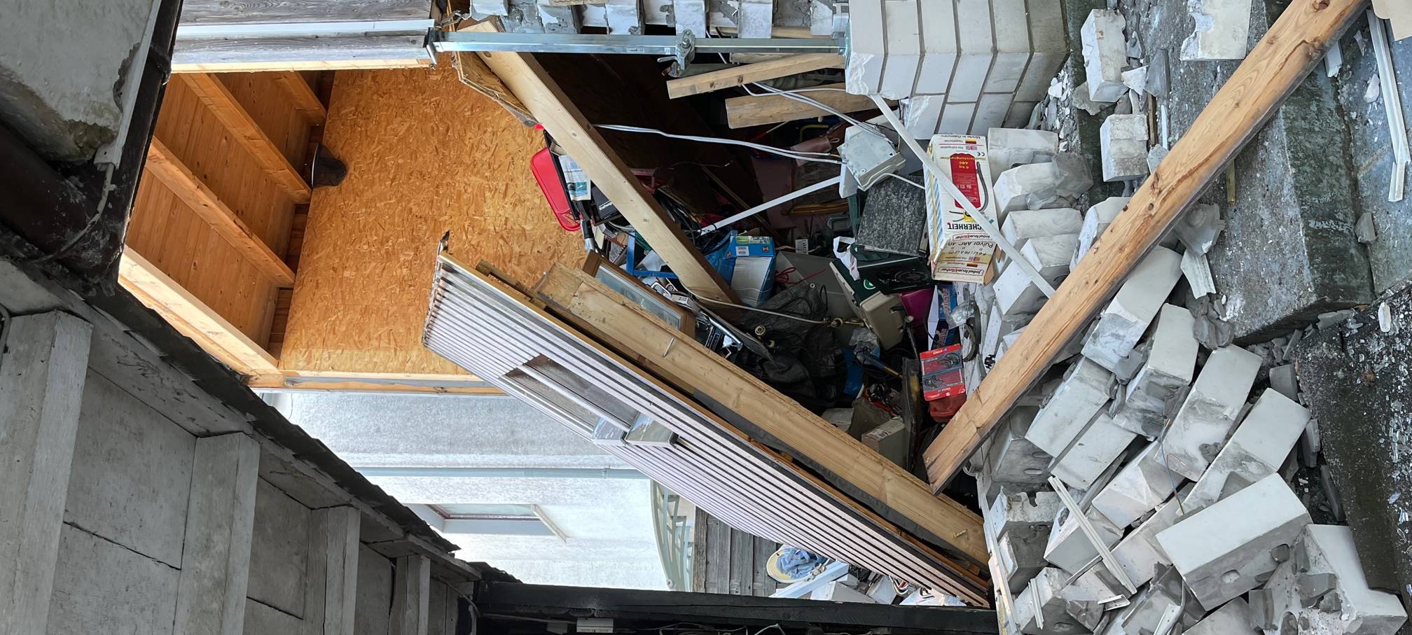 Lindlar: Explosion in Garage