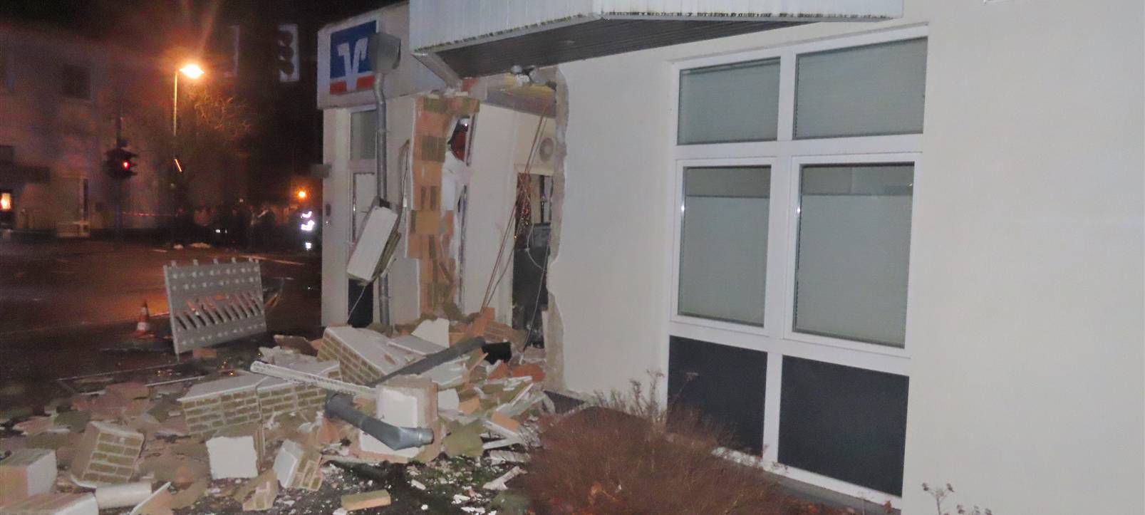 Odenthal - drei Festnahmen nach Geldautomatensprengung
