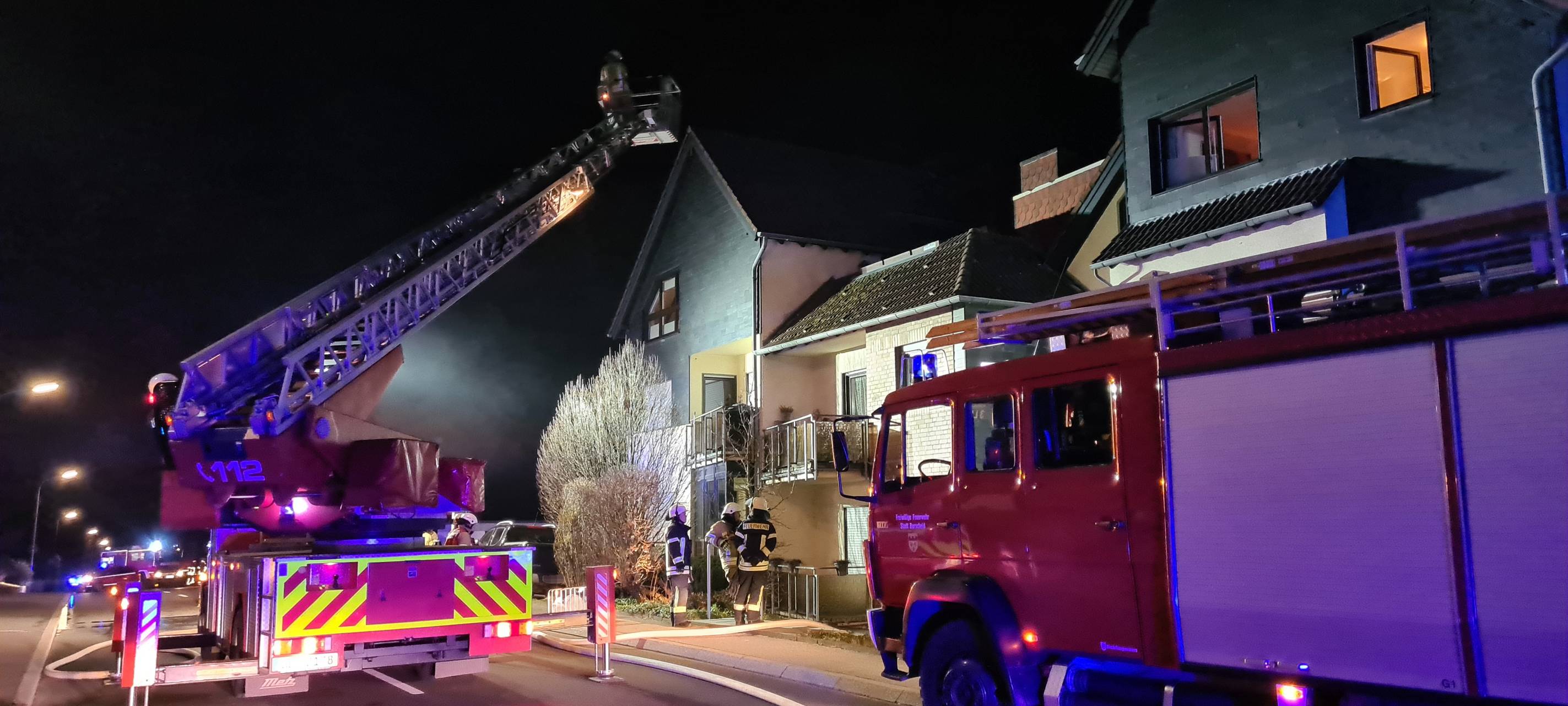 Burscheid: Balkonbrand beschäftigt Feuerwehr