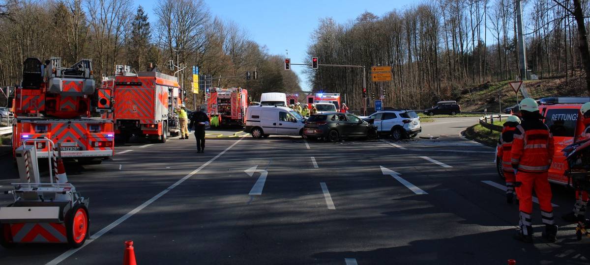 Bergisch Gladbach: Schwerer Unfall