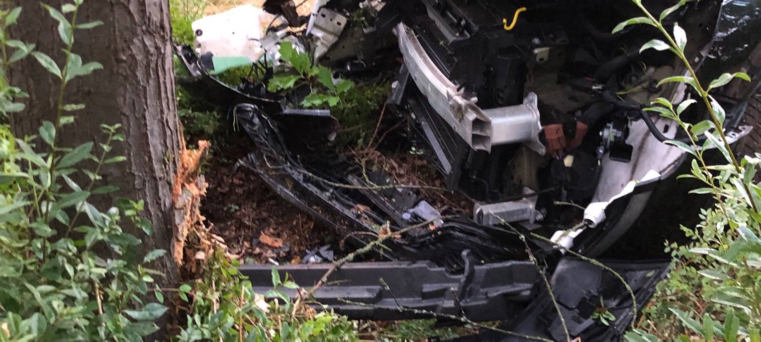 Bergisch Gladbach: Unfallflucht nach Driftübungen
