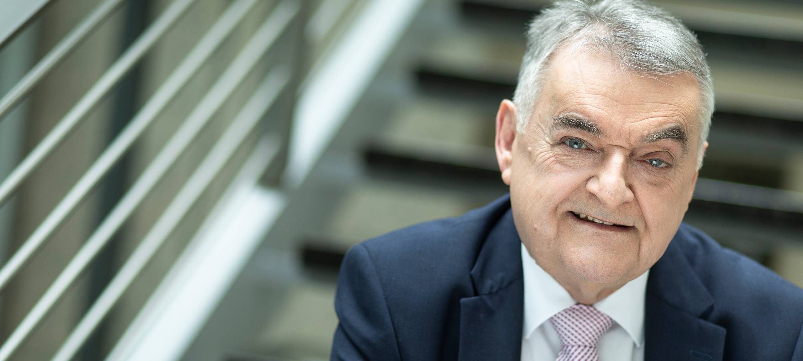 Schleuserbande: Reul wird im Innenausschuss befragt