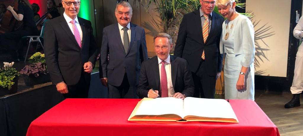 150 Jahre Wermelskirchen- die Stadt feierte mit prominentem Besuch