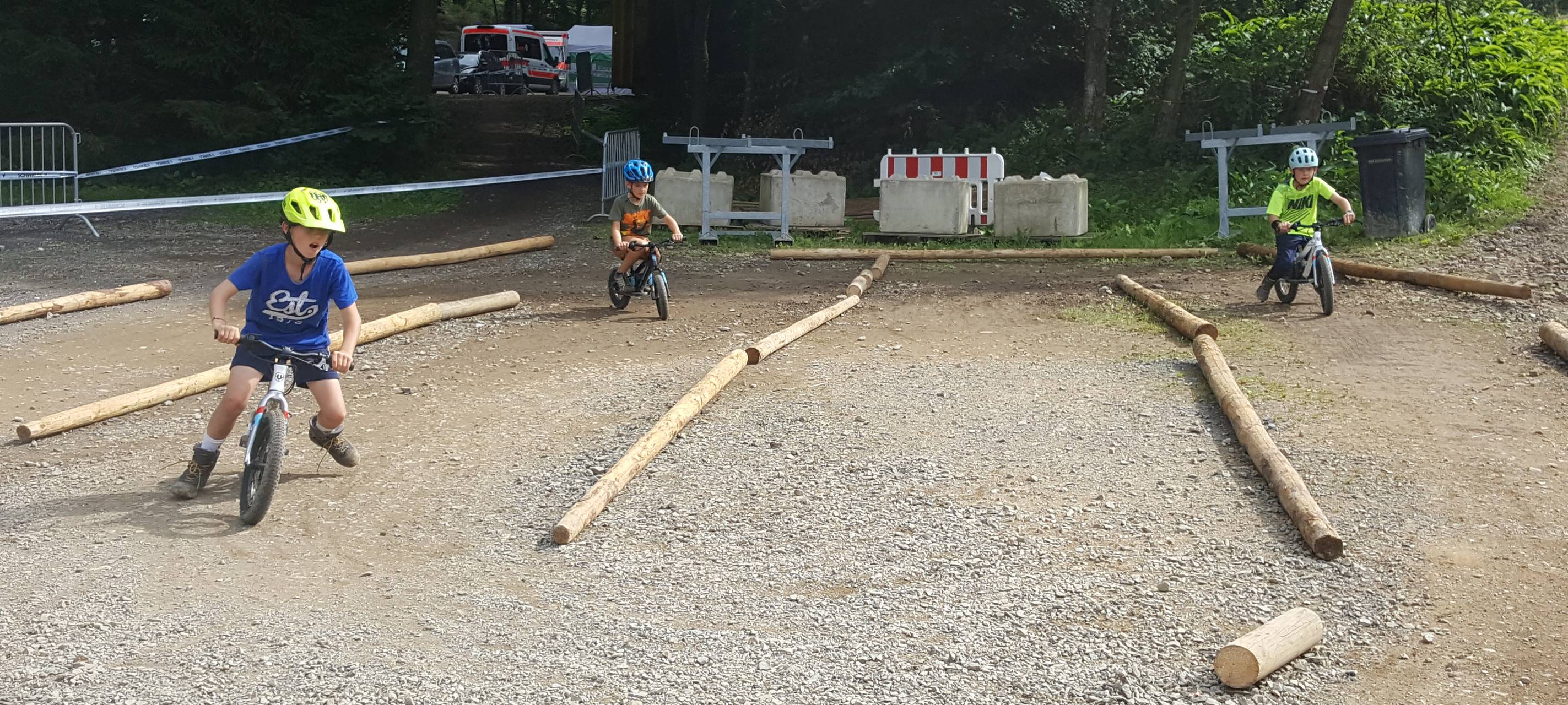 Radsport: Weltklasse-Mountain-Biker in Bielstein
