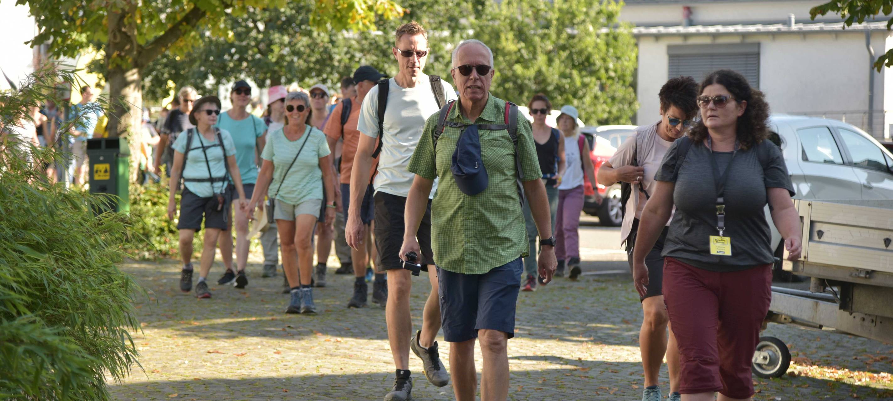Sonne satt beim Radio Berg Wandertag