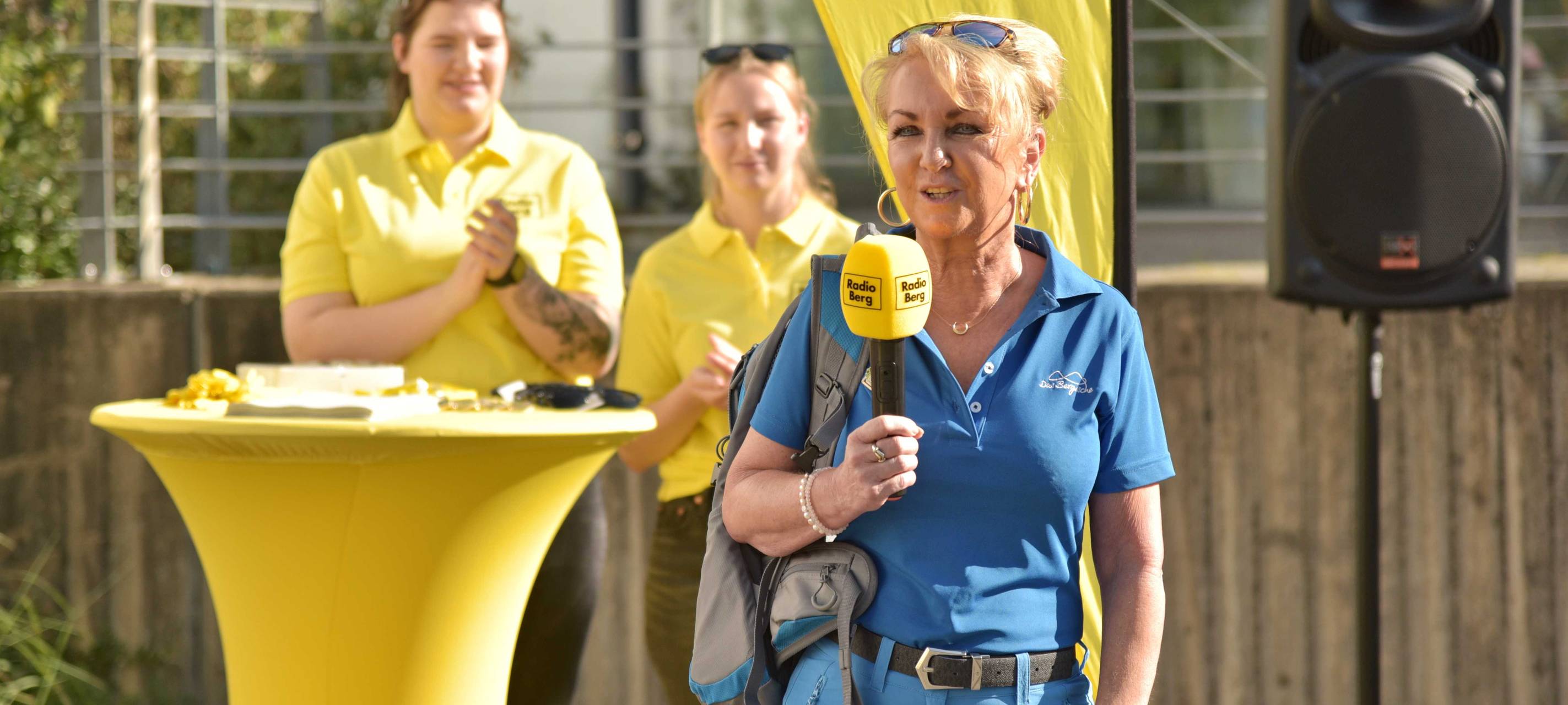 Sonne satt beim Radio Berg Wandertag