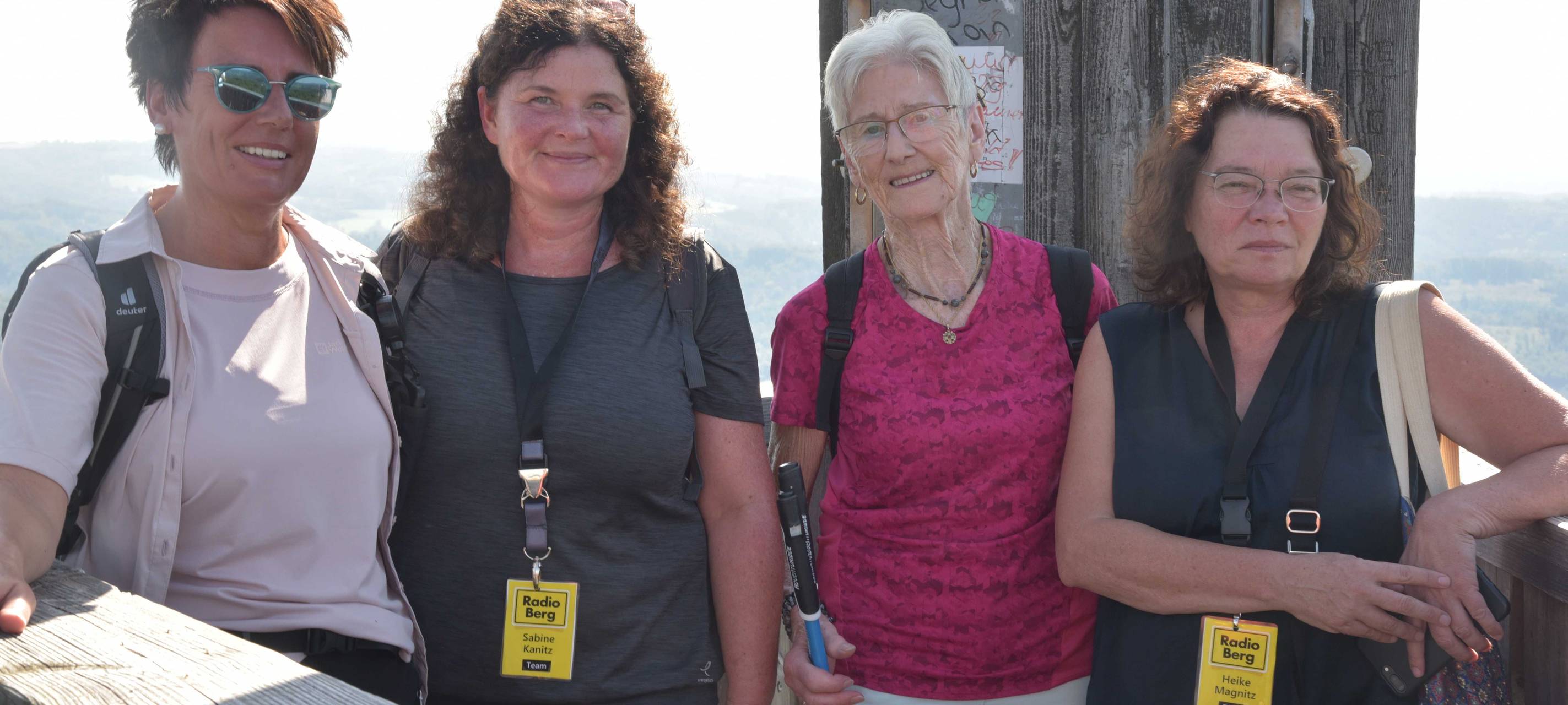 Sonne satt beim Radio Berg Wandertag