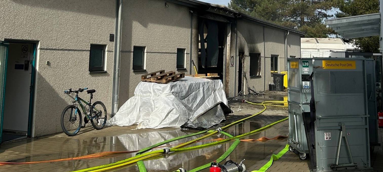 Bergisch Gladbach: Entwarnung nach Großbrand