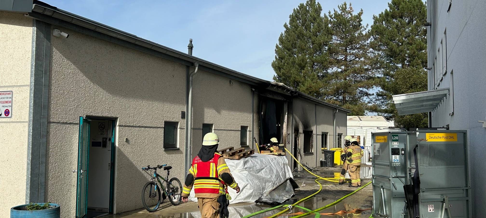 Bergisch Gladbach: Entwarnung nach Großbrand