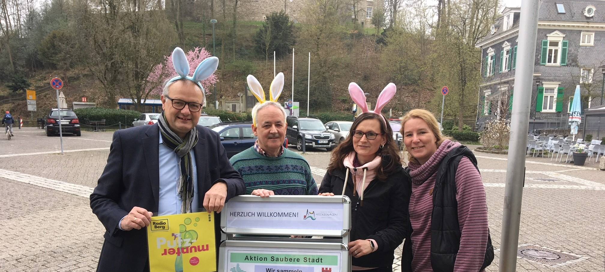 Stadtwette: Hasenohren für die Stadtverwaltung Hückeswagen