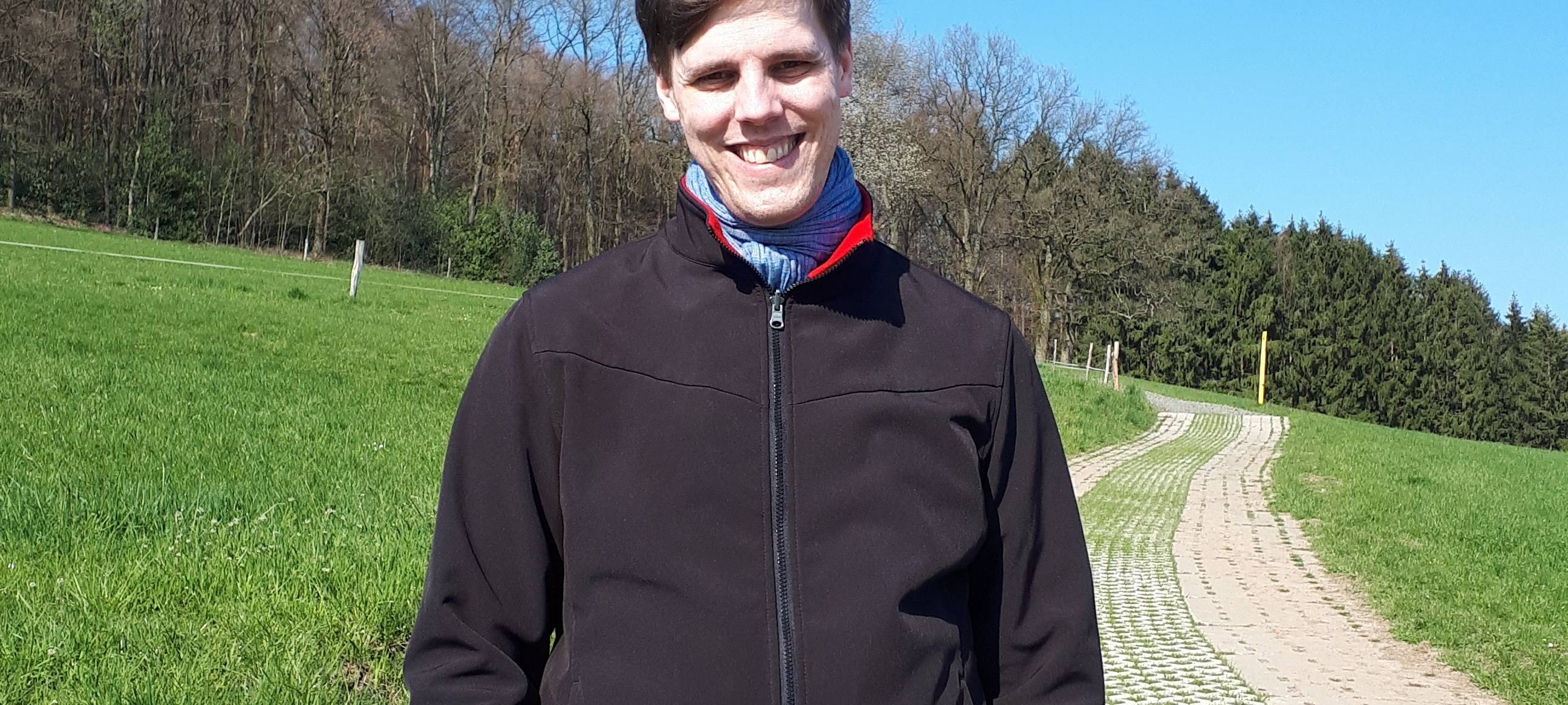 Aussterbender Beruf: Jurij aus Engelskirchen wird Pfarrer!