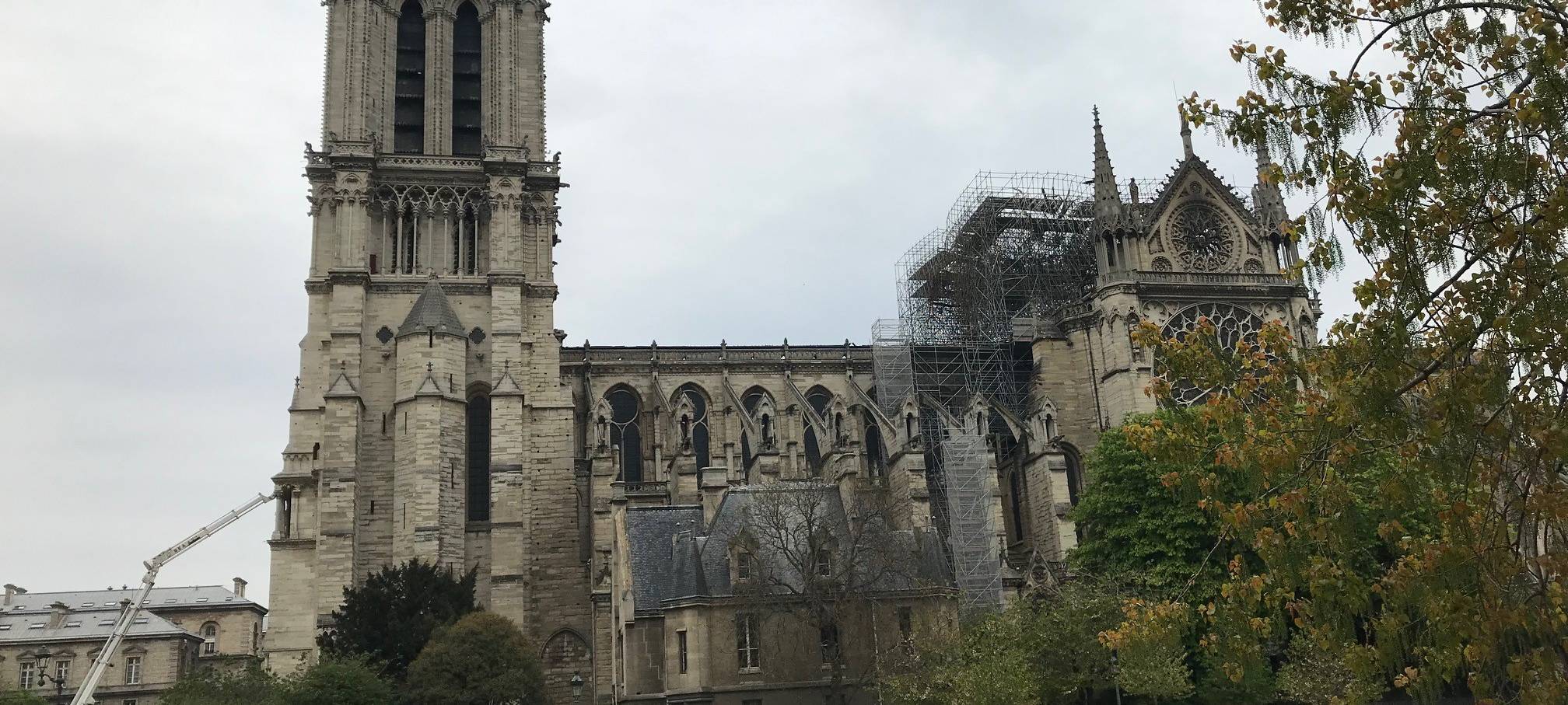 Restaurierung der Fenster von Notre-Dame in Köln