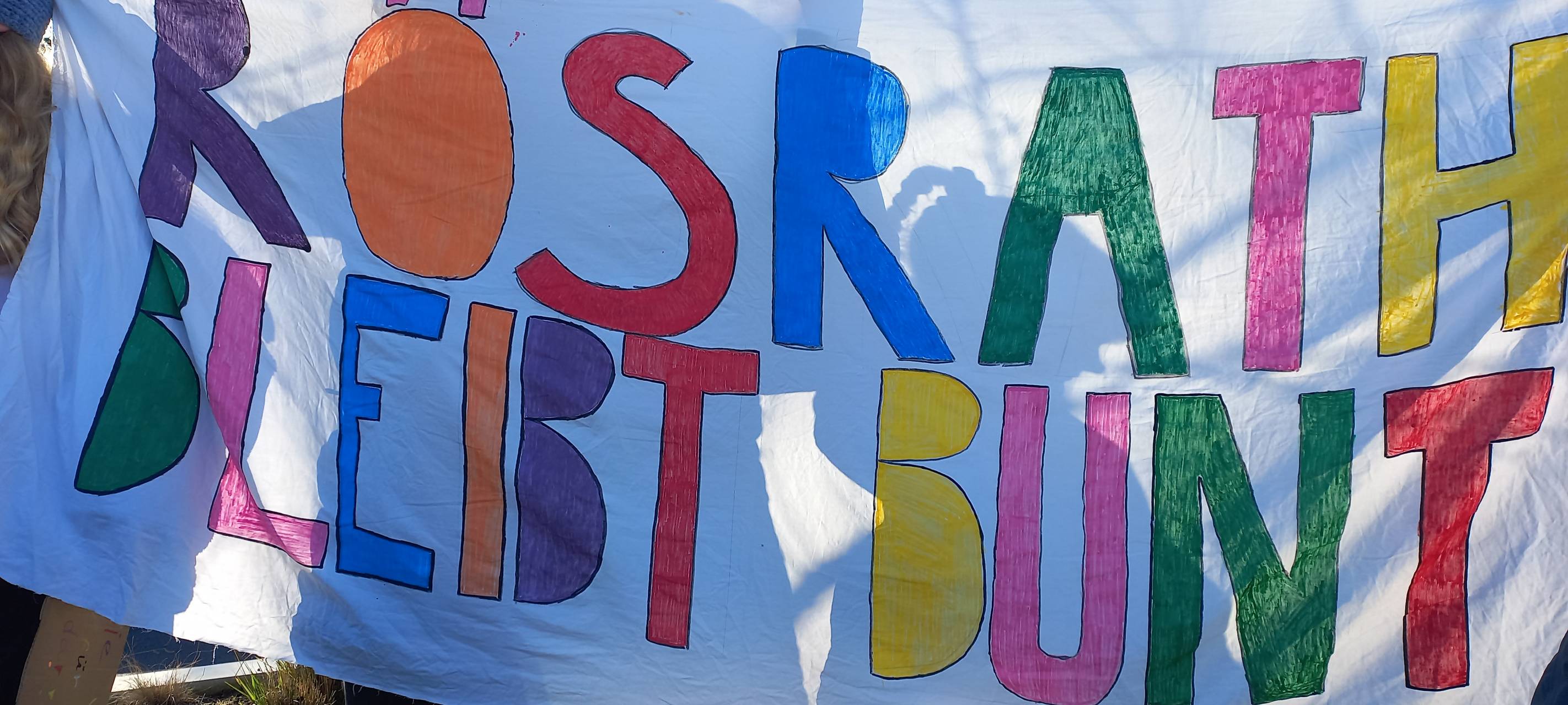 Friedliche Demonstrationen gegen Rechts