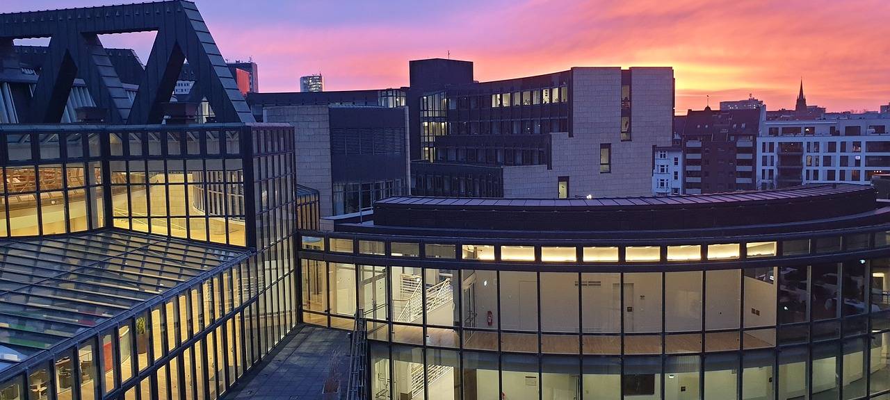Massenunterkunft Gummersbach - Land prüft vorrangig andere Objekte