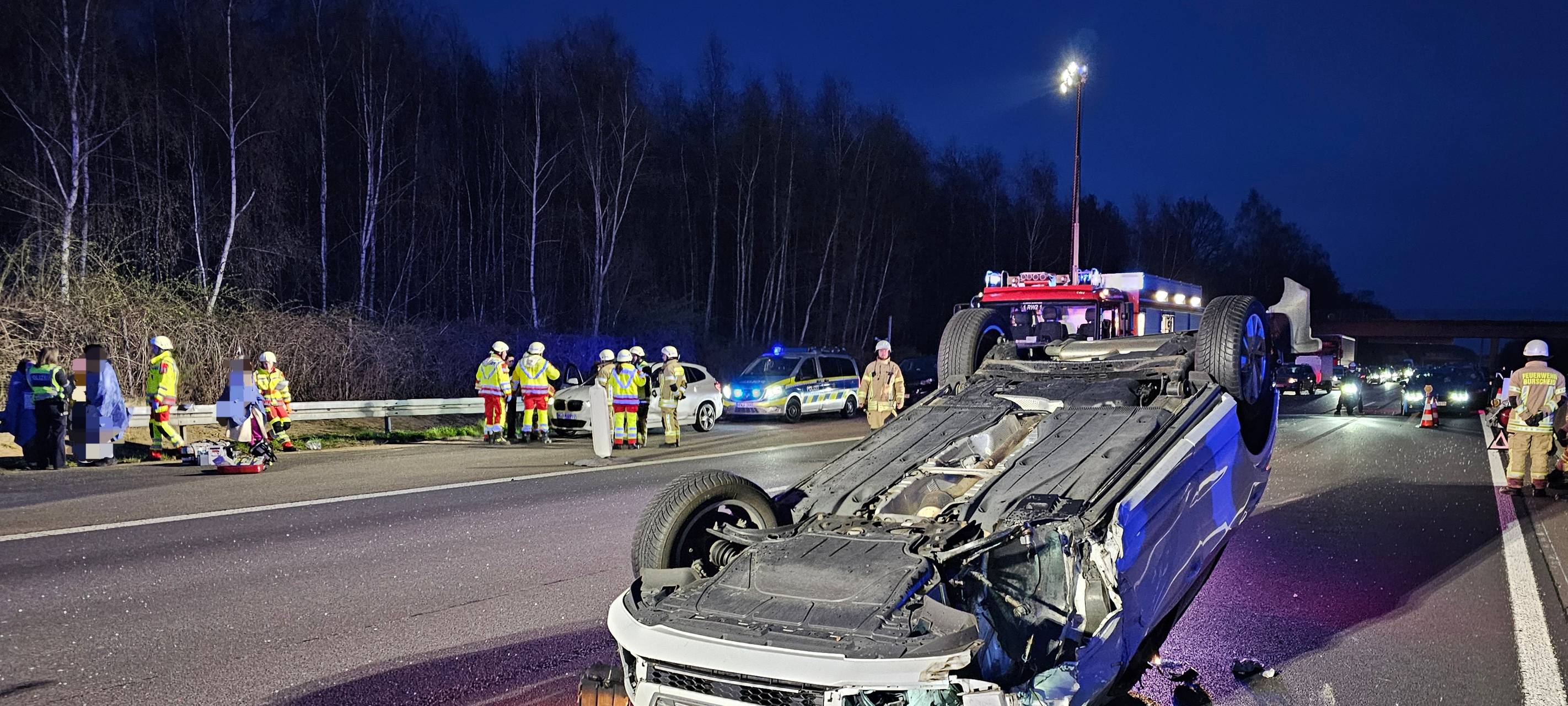Schwere Unfälle am Wochenende - A1 war gesperrt