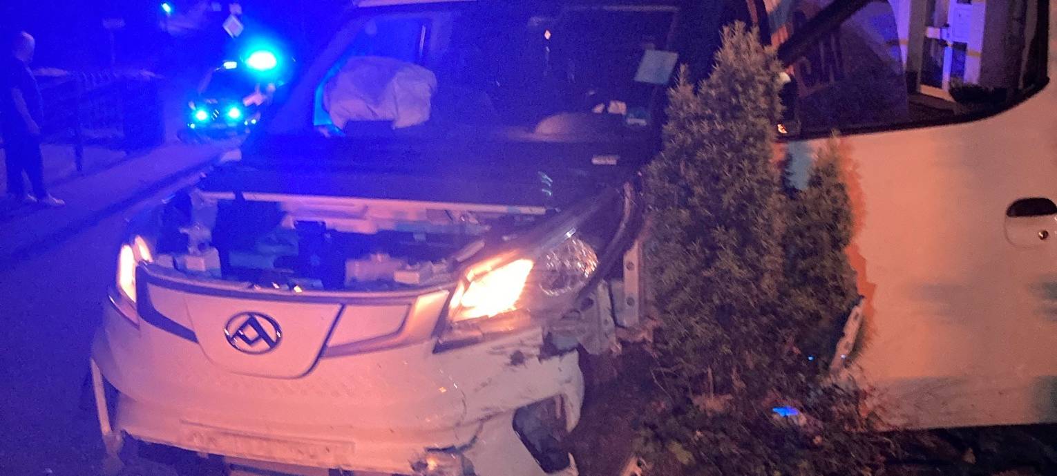 Radevormwald: Unfall mit gestohlenem Transporter