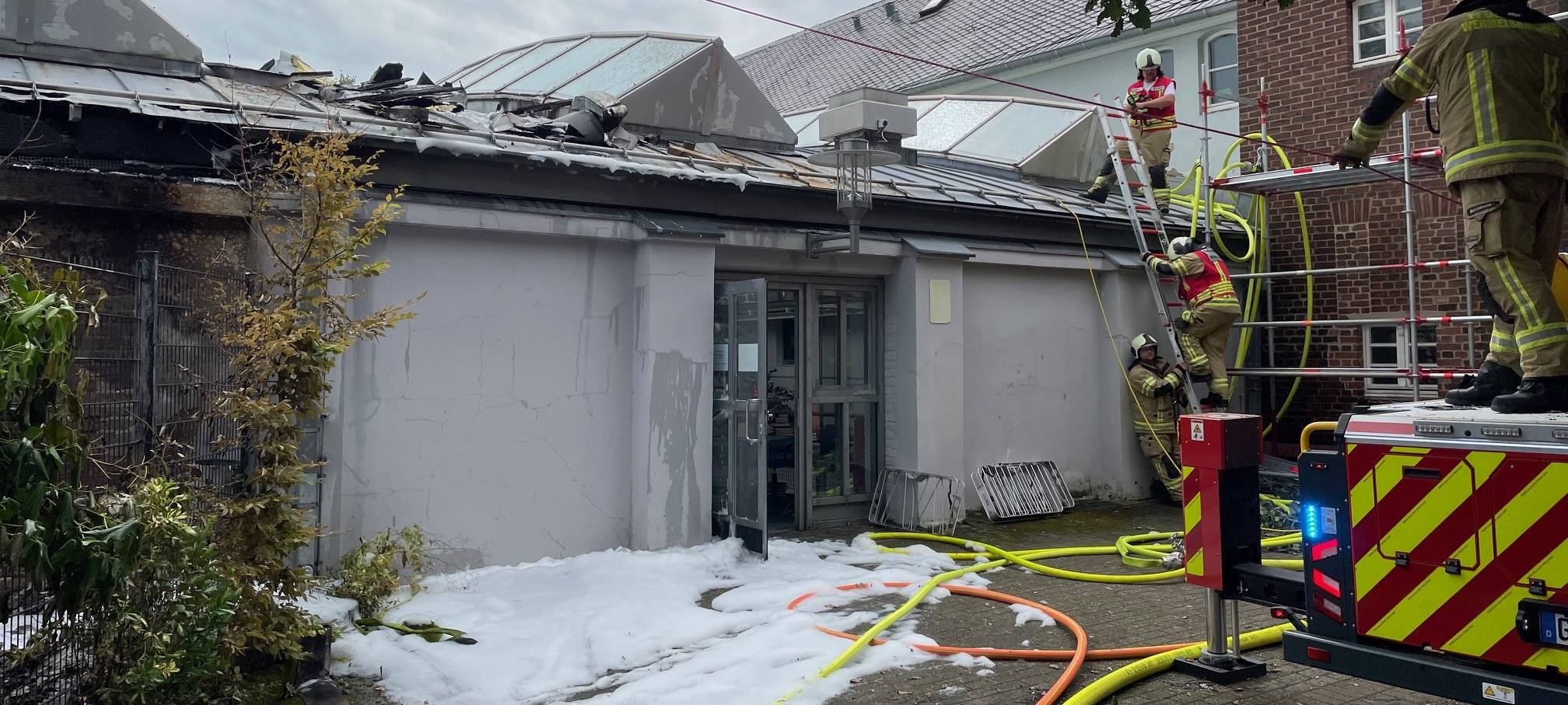 Wermelskirchen - Polizei ermittelt nach Brand in Kattwinkelscher Fabrik