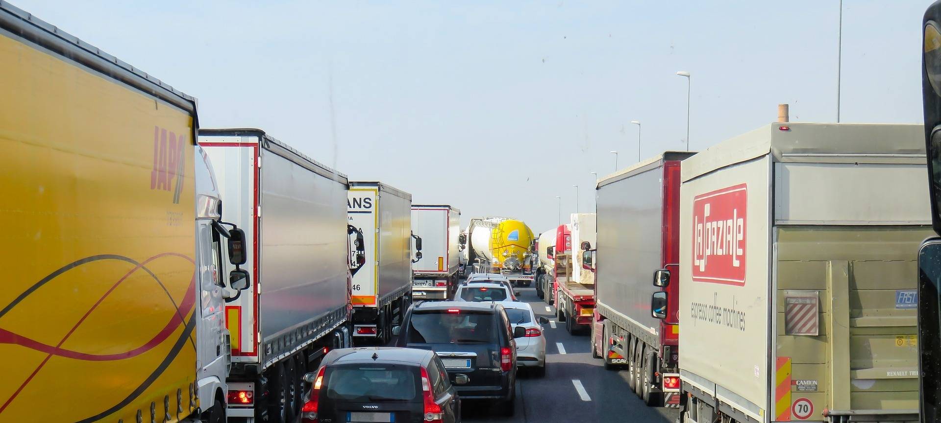 Stau auf der Autobahn