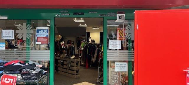 Gummersbach: Spenden-Aktion für Caritas Kaufhaus