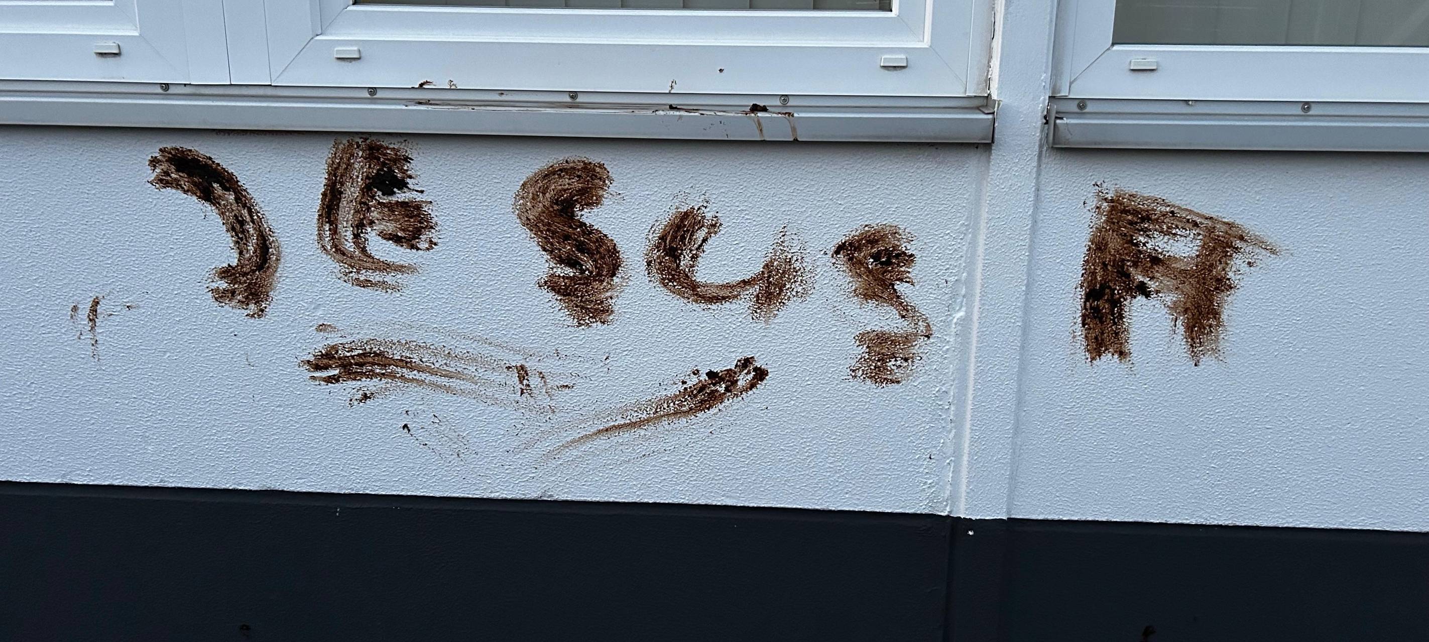Bergisch Gladbach: Entsetzen über Moschee-Schändung