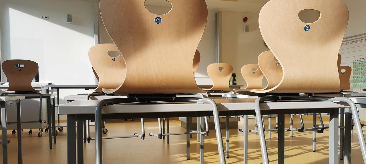 Sicherheits-Probleme: weitere Schul-Schließung in Bergisch Gladbach