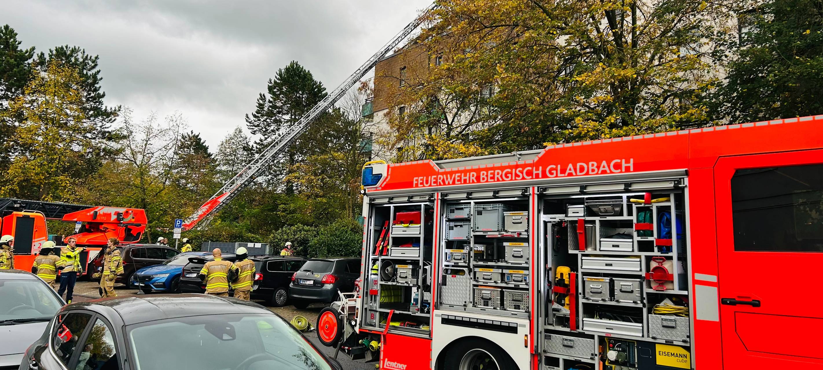 Bergisch Gladbach: Zwei Verletzte nach Wohnungsbrand