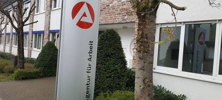 Ausbildungs-Markt: weniger Stellen für mehr Azubis