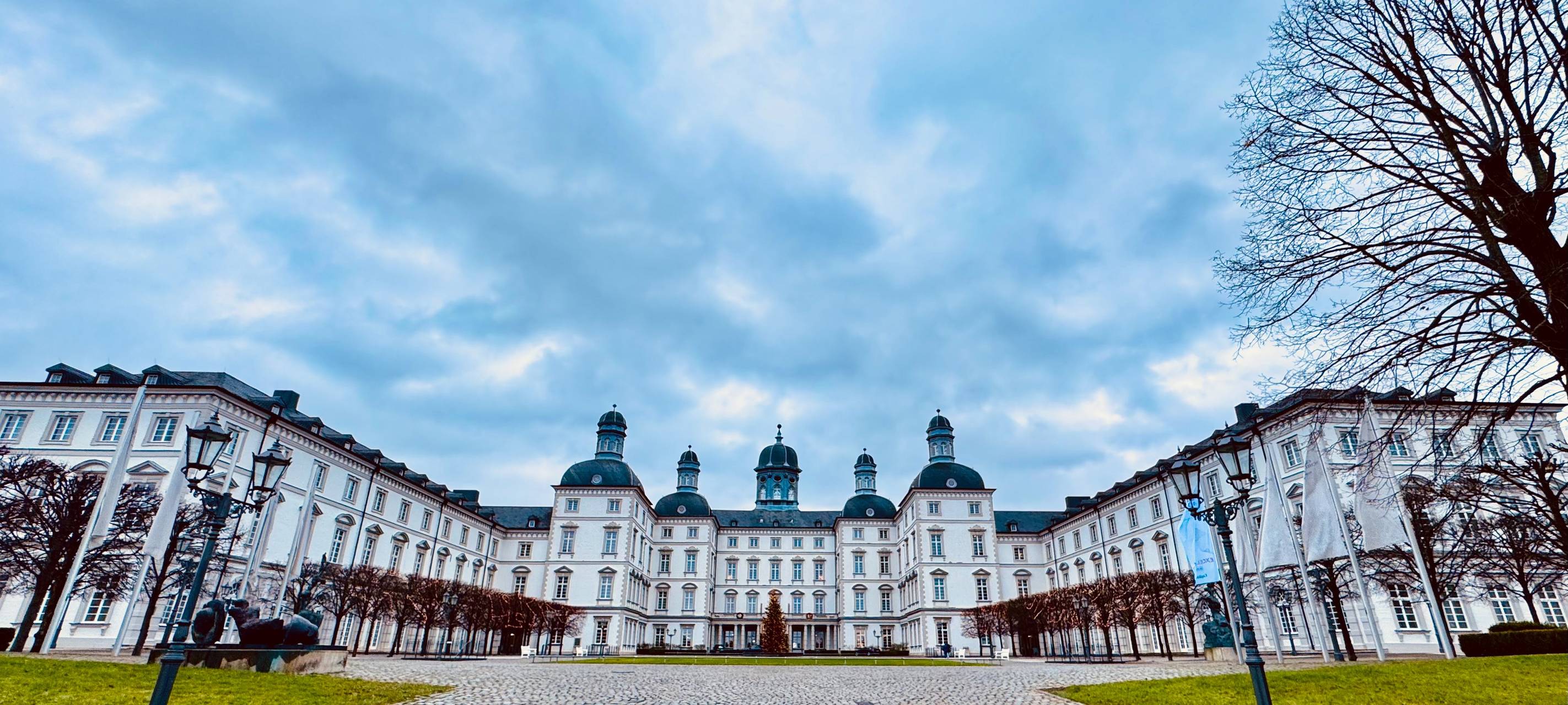 Bergisch Gladbach - Schloss Bensberg bleibt Lieblingsziel bei Uber-Kunden