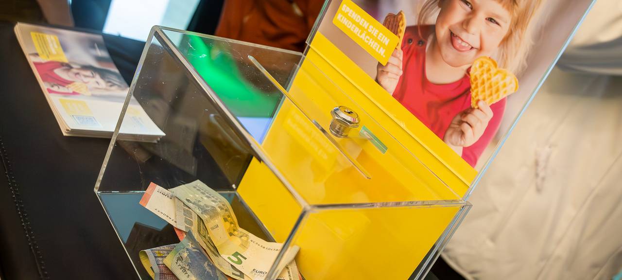 Leon Windscheid – hautnah: Ein unvergesslicher Abend für Aktion Lichtblicke