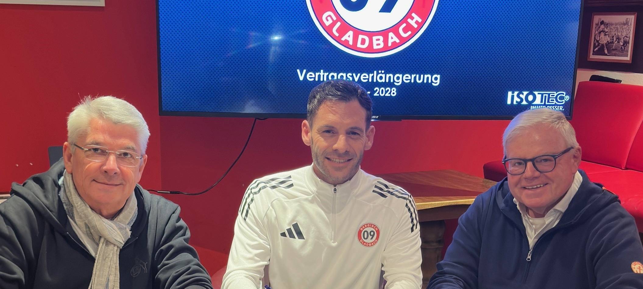 Fußball: 09 verlängert vorzeitig mit Chef-Trainer Kruth
