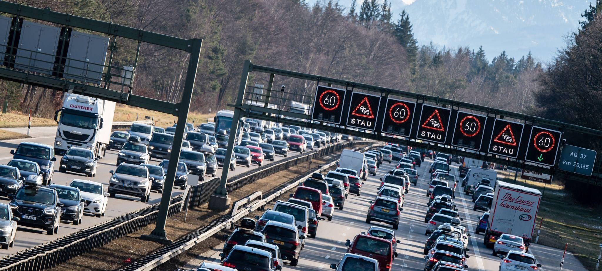 Stau auf der Autobahn