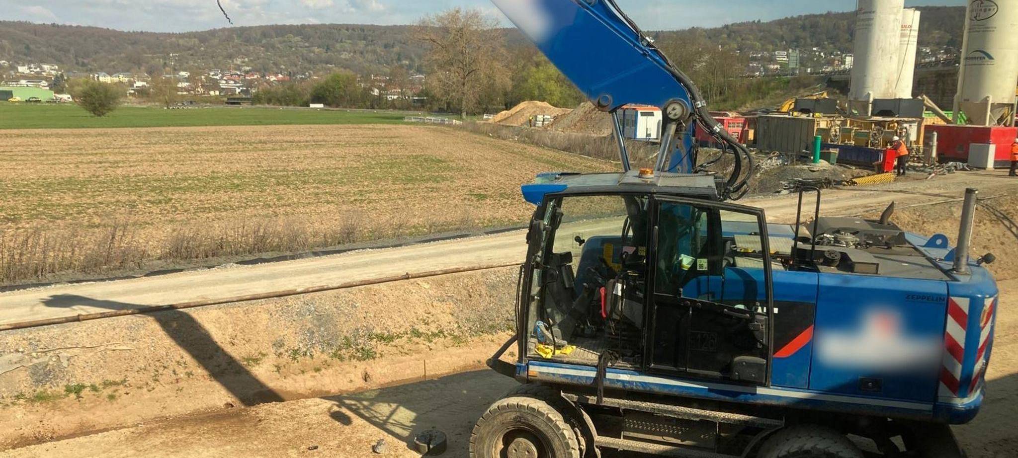 Baggerfahrer bei ICE-Unfall nahe Gelnhausen verletzt